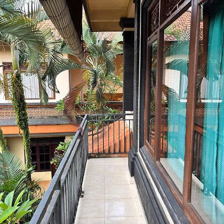 Nyoman House Ubud Экстерьер фото