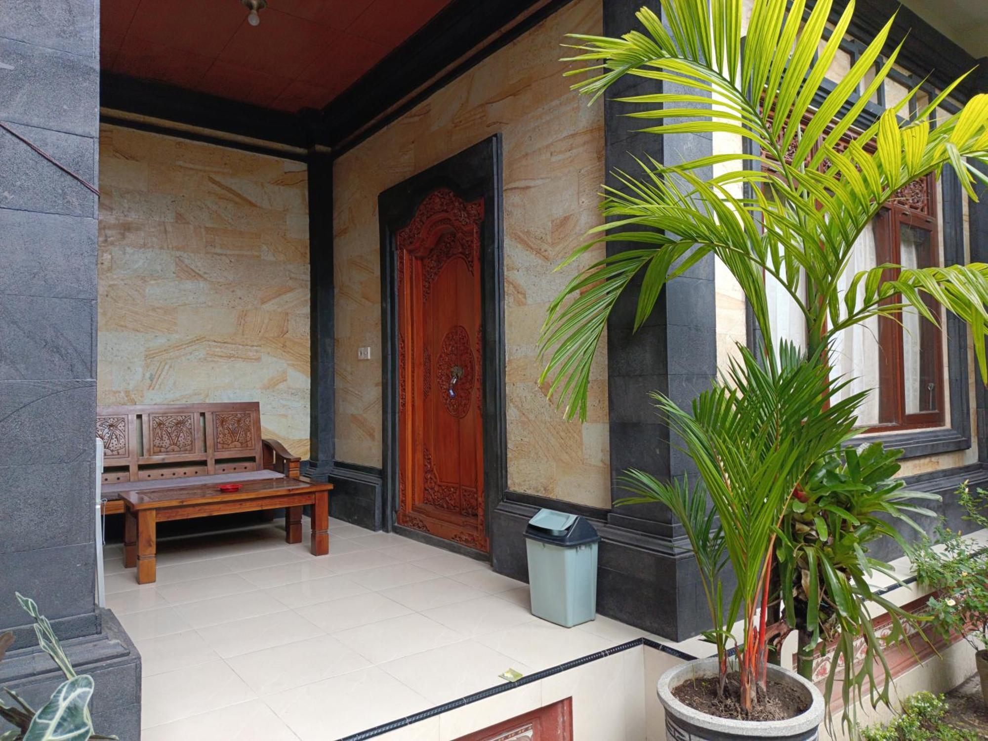 Nyoman House Ubud Экстерьер фото
